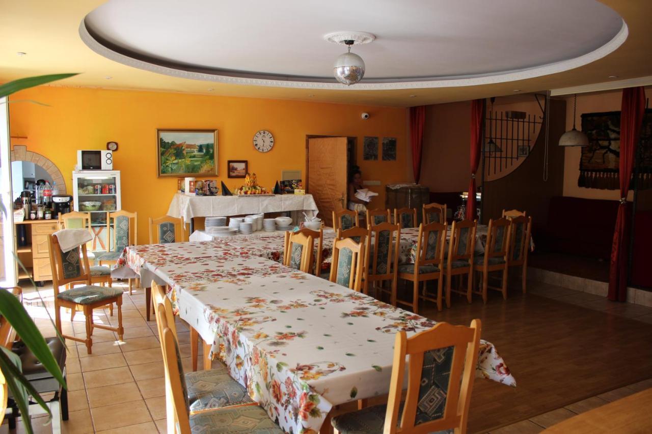 Gospodarstwo Agroturystyczne Agroletnica Swidnica  Ngoại thất bức ảnh